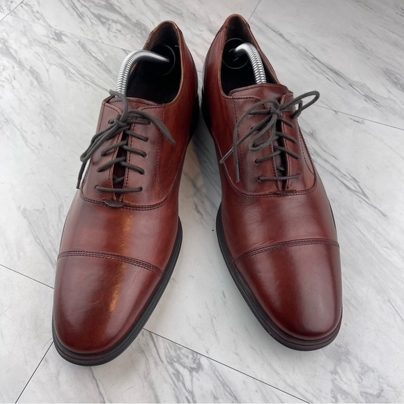 Cole Haan Men\'s Brown Cap-Toe Leather Dress Shoes main image 5